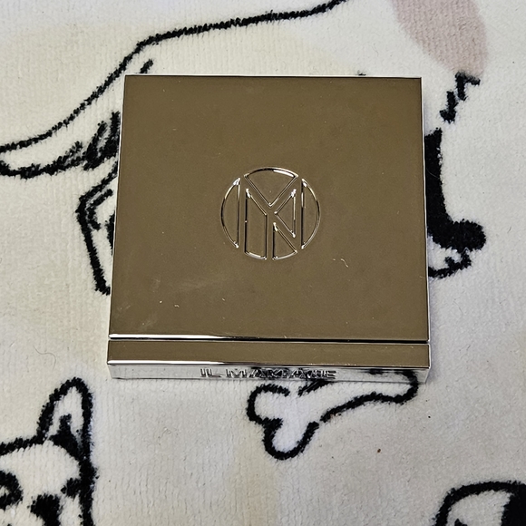 NIB IL Makiage Color Eyeshadow Boss Quad - Workaholic - Picture 3 of 9